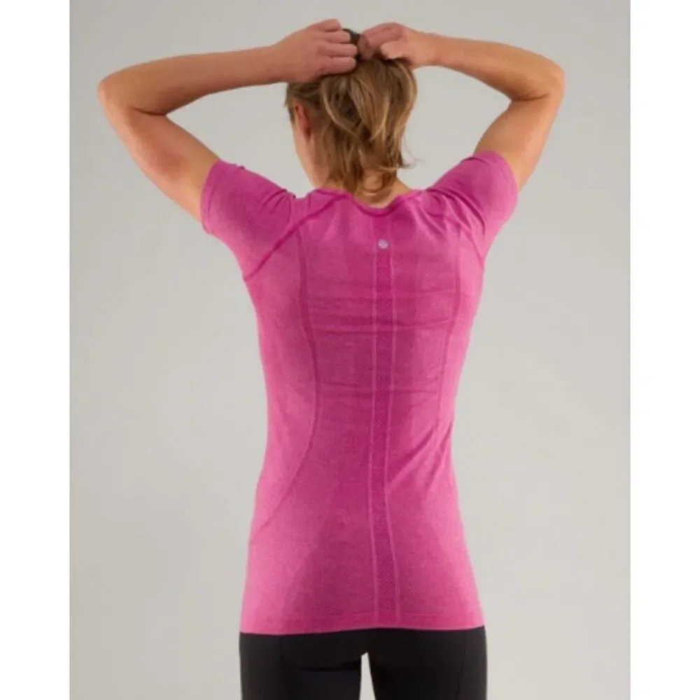 Lululemon Run: Swiftly Tech V Neck Raspberry 6